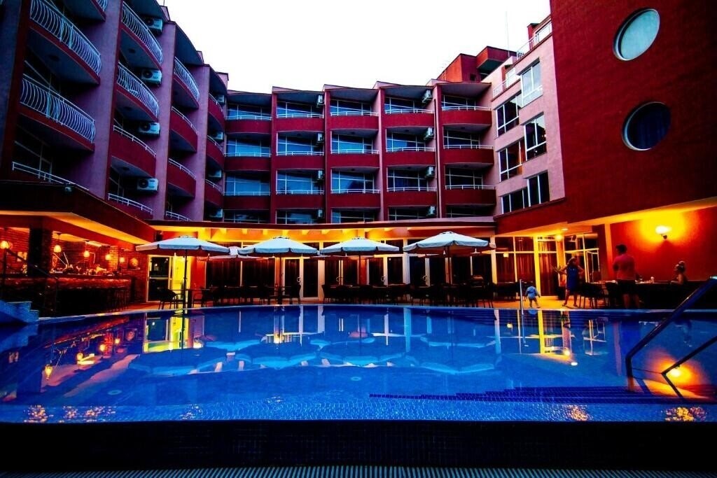 Hotel Opal Sunny Beach 3*