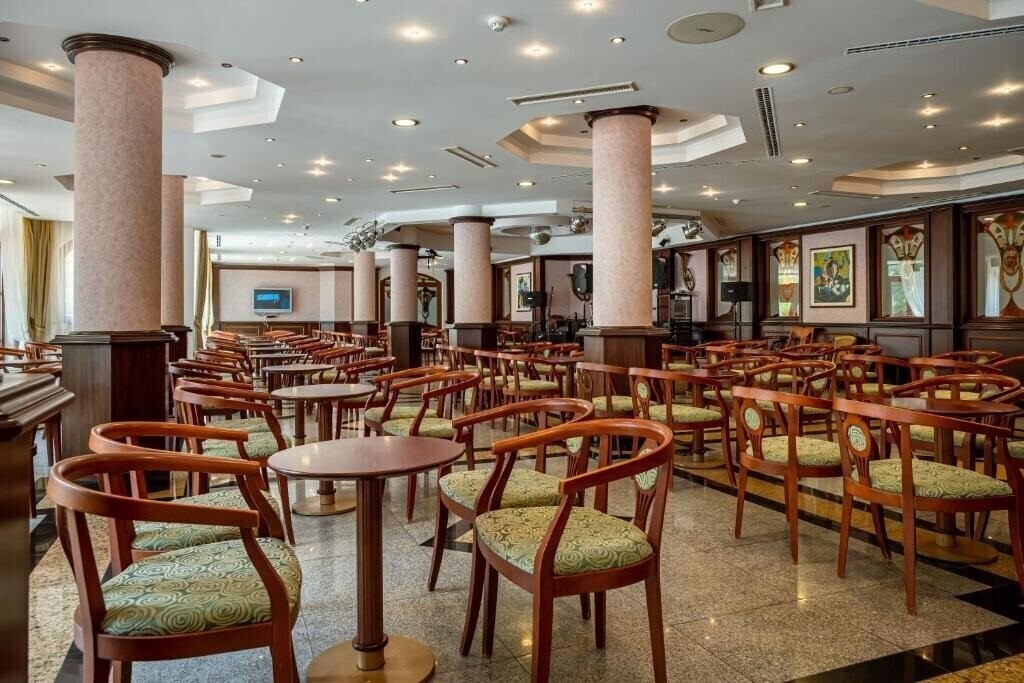 Imaginea Royal Palace Helena Park (ex. Rui Helena Park) 5*