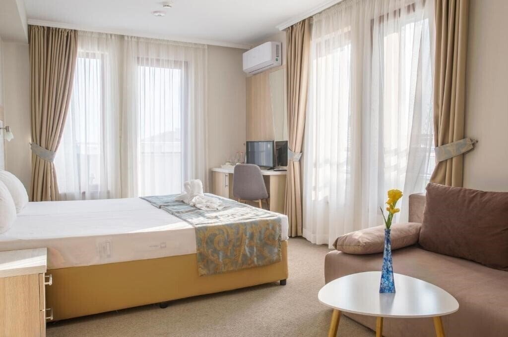 Hotel Melia Mar 3*