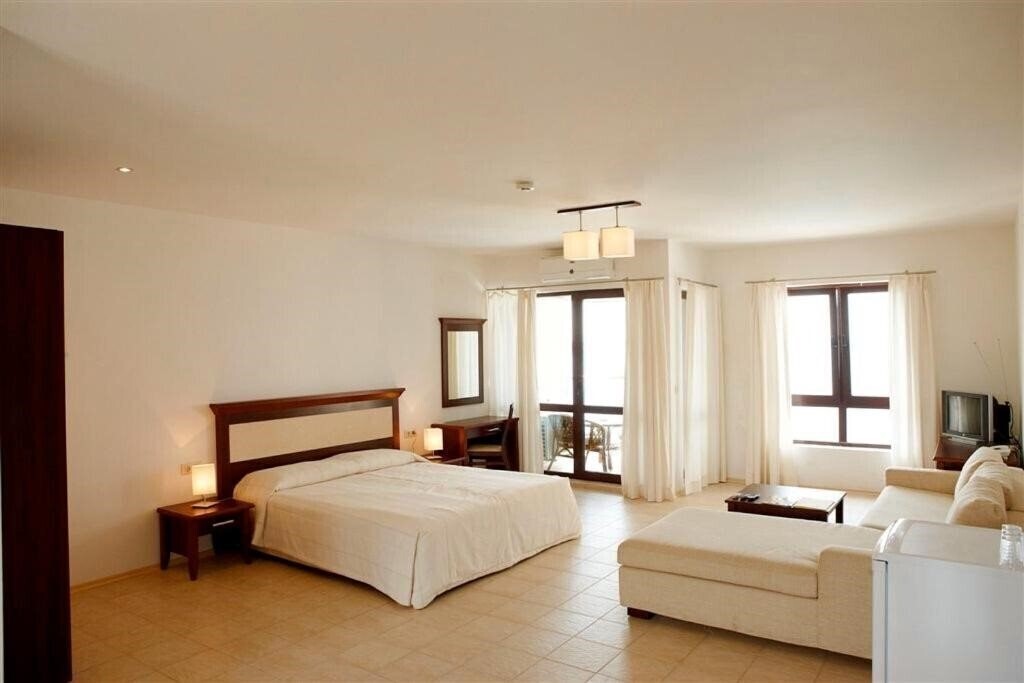 Imaginea Ofir 4*