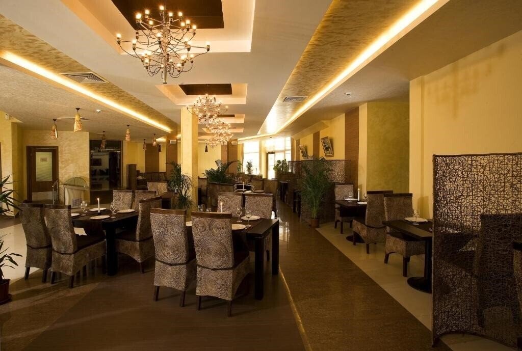 Imaginea Laguna Beach Resort & SPA 4*