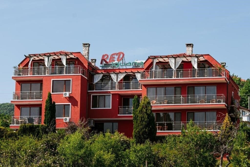 Картинка Red Iguana 3*