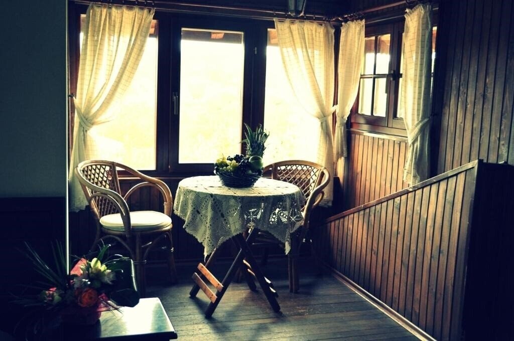Imaginea Izvora Complex 3*