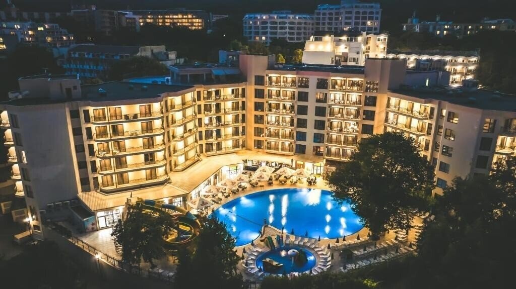 Hotel Golden Yavor 4*