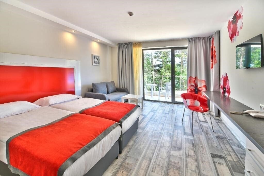 Fotografii Grifid Hotel Foresta 3*