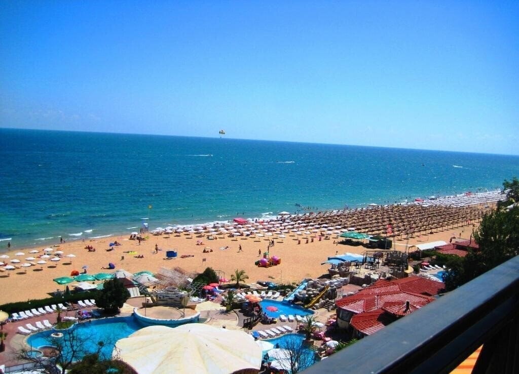 Hotel Sea View Rental Front Beach 2*