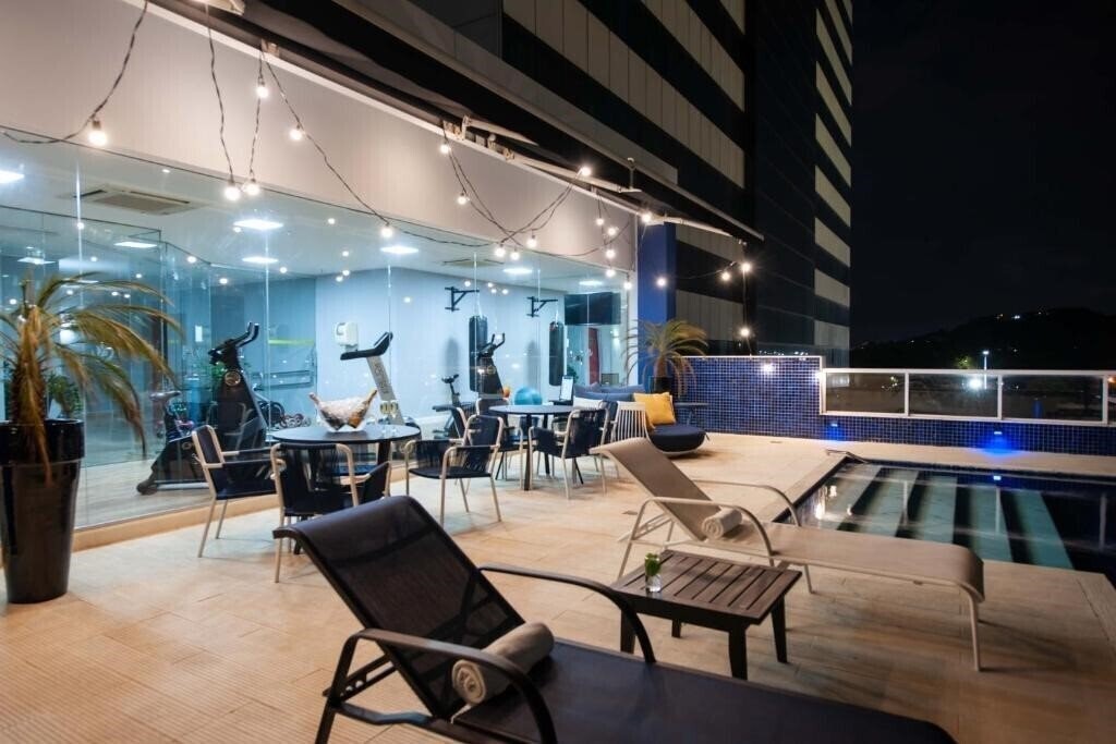 Imaginea Golden Tulip Porto Vitoria 4*