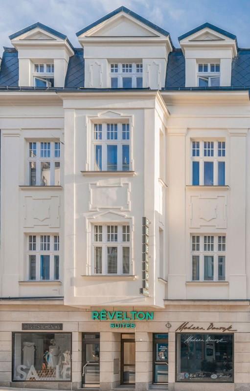 Hotel Revelton Suites 4*