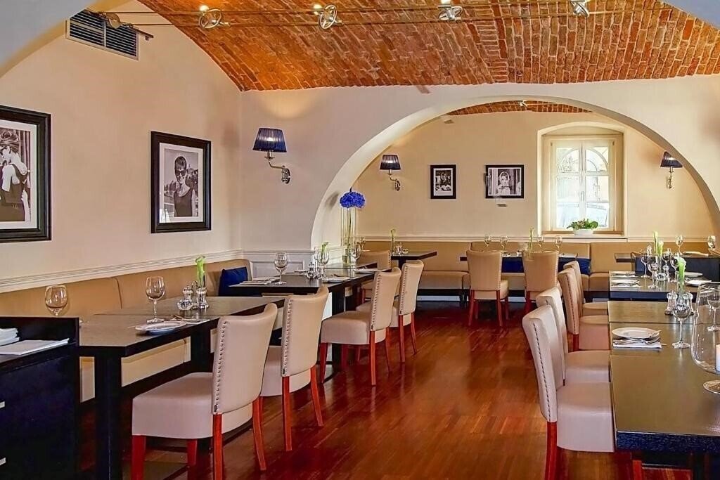 Imaginea Villa Patriot 4*