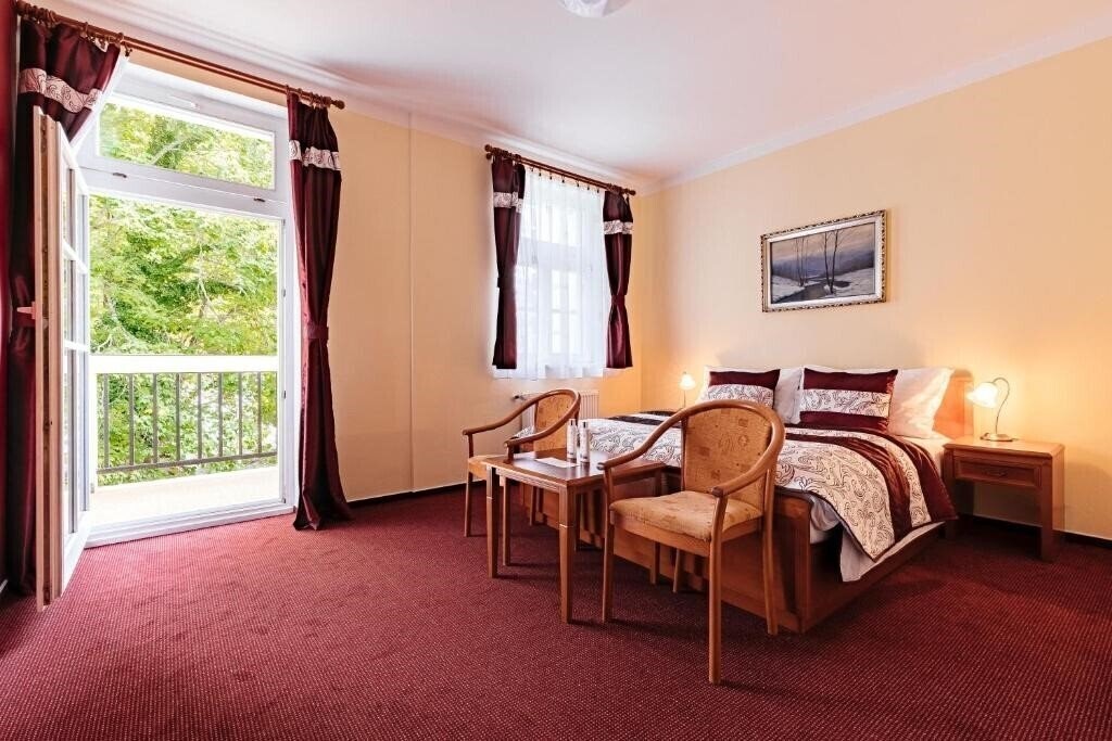 Отель Reitenberger 4*