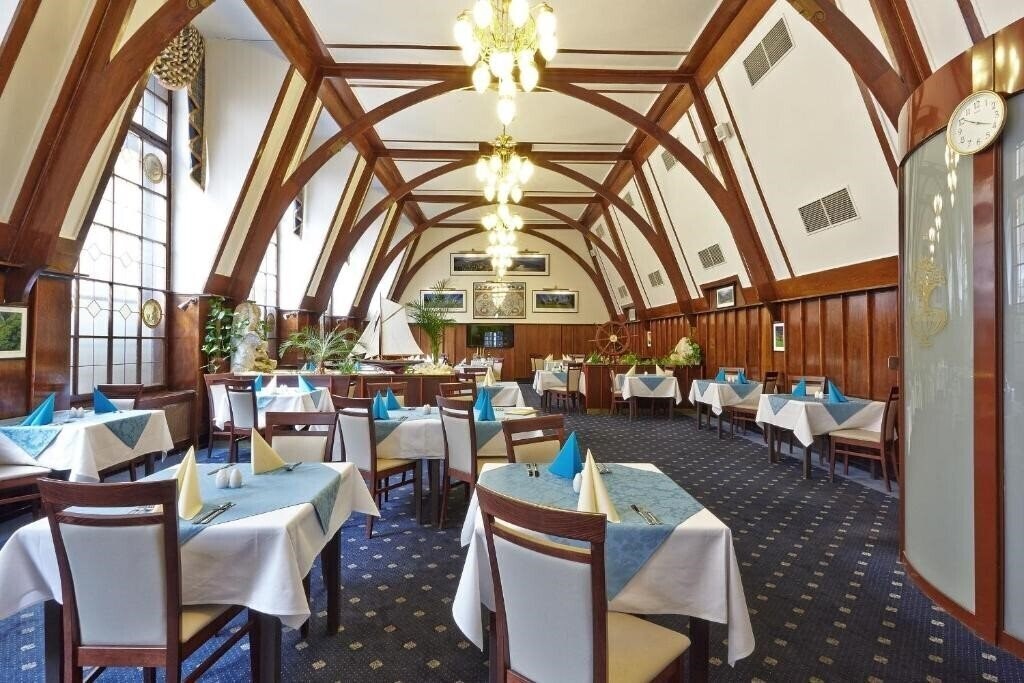 Imaginea Grandhotel Pacific 4*