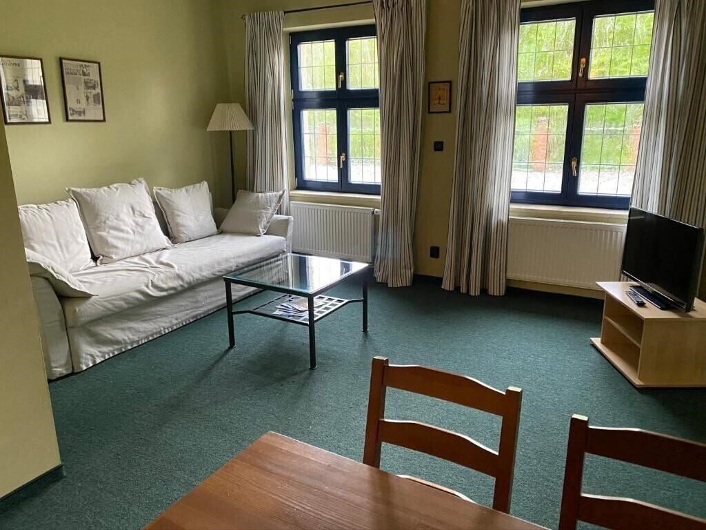 Картинка Merlin 3*