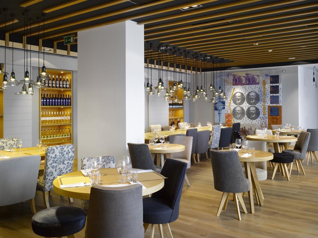 Imaginea Unic Prague 4*