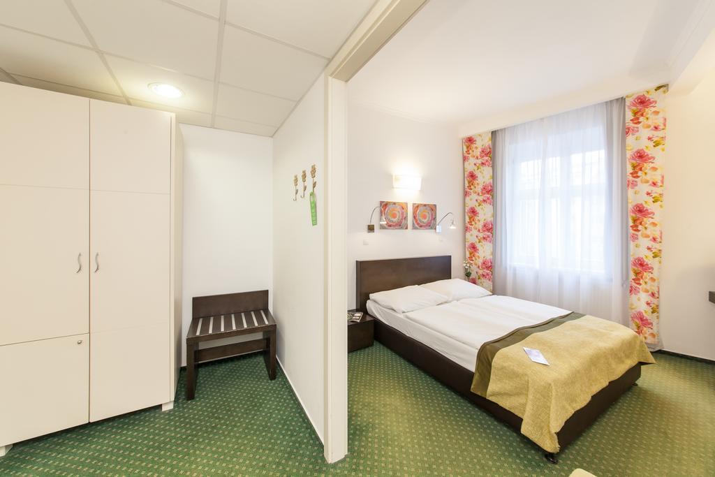 Фото Hotel Vitkov 4*