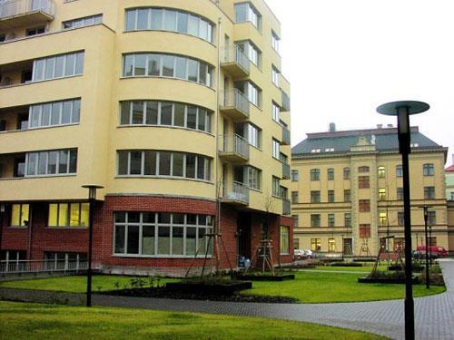 Отель Zvonarka Aparthotel 4*