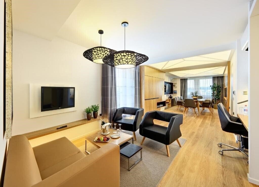 Imaginea Duo 4*