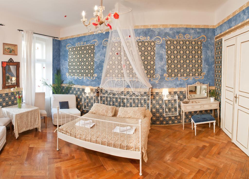 Hotel Old Time Hotel 3*