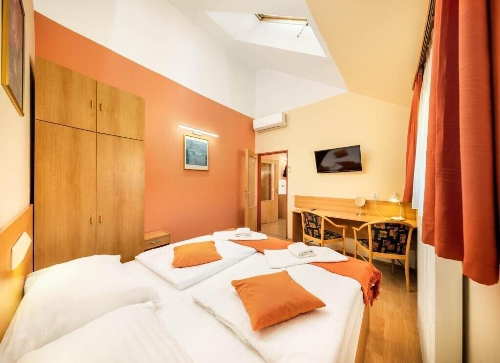 Hotel Residence Tabor 3*