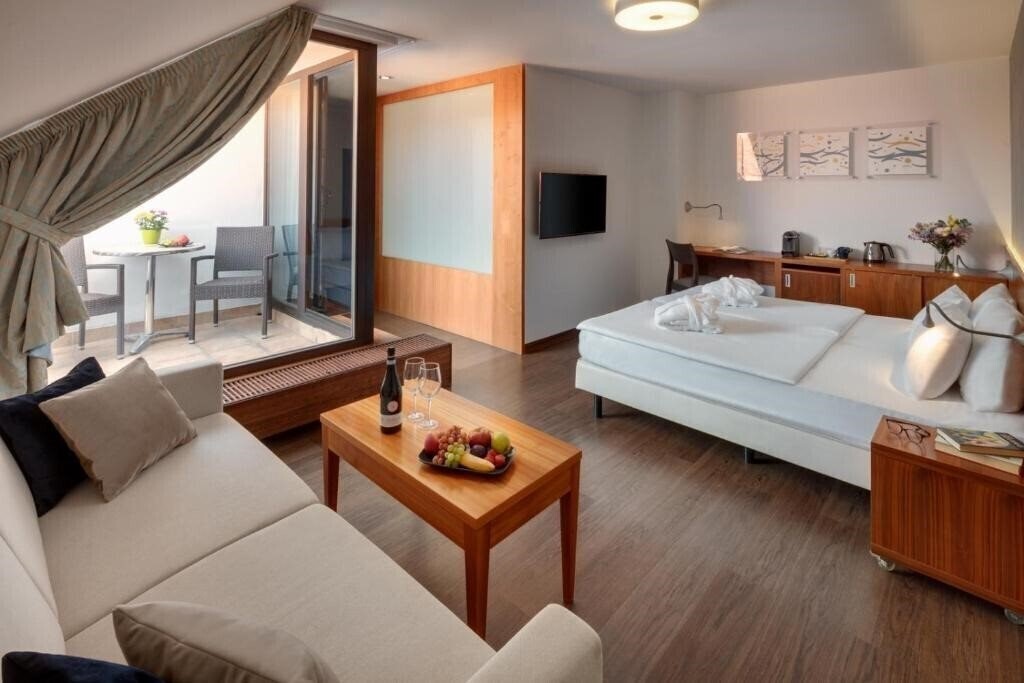 Картинка Hotel Carol 3*