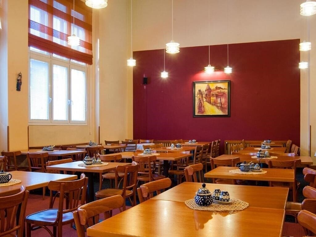 Imaginea Hotel Cloister Inn 3*