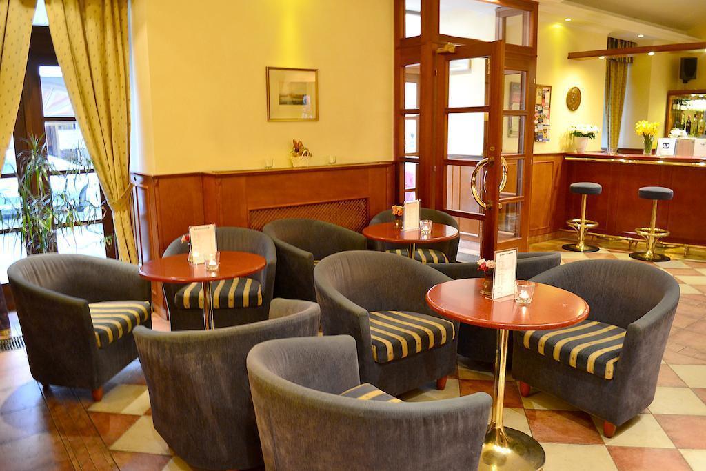 Imaginea Hotel Arbes 3*