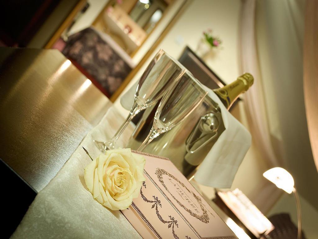 Imaginea Ea Hotel Embassy Prague 4*