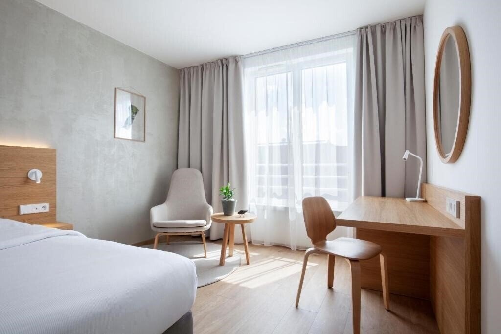 Fotografii Jurys Inn Prague 4*