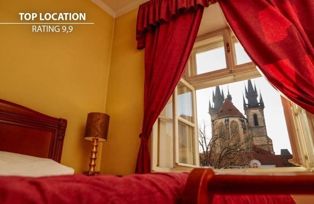 Imaginea Josephine Old Town Square Hotel 4*