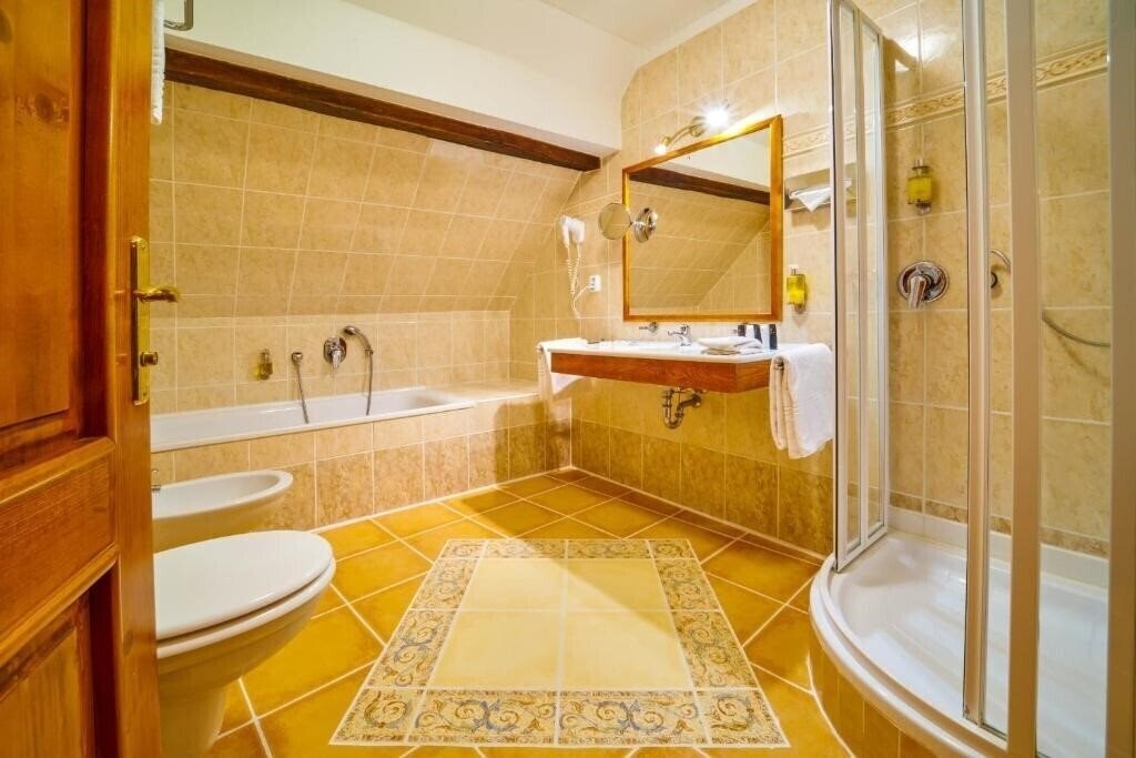 Imaginea Josephine Old Town Square Hotel 4*
