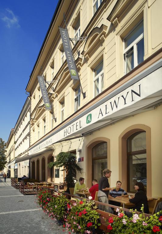 Отель Alwyn 4*