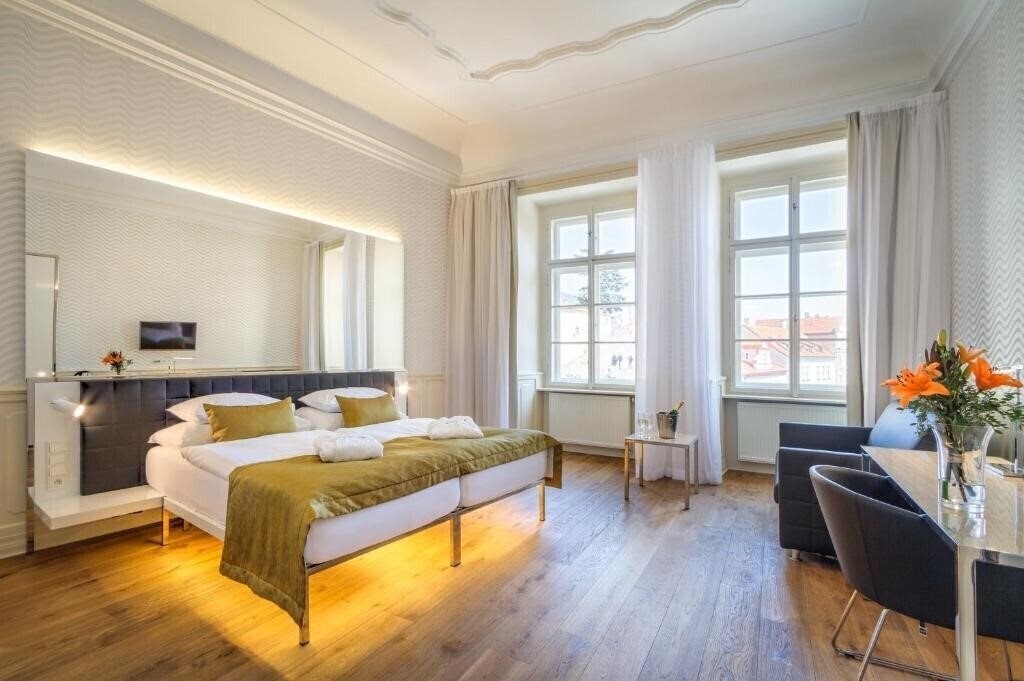 Hotel Golden Star 4*