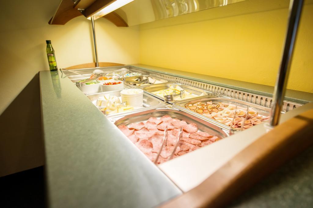 Fotografii City Bell 2*