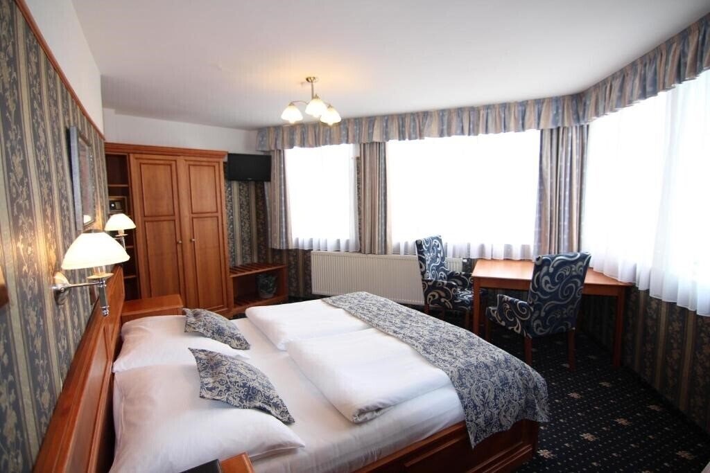 Отель Old Prague Hotel 3*