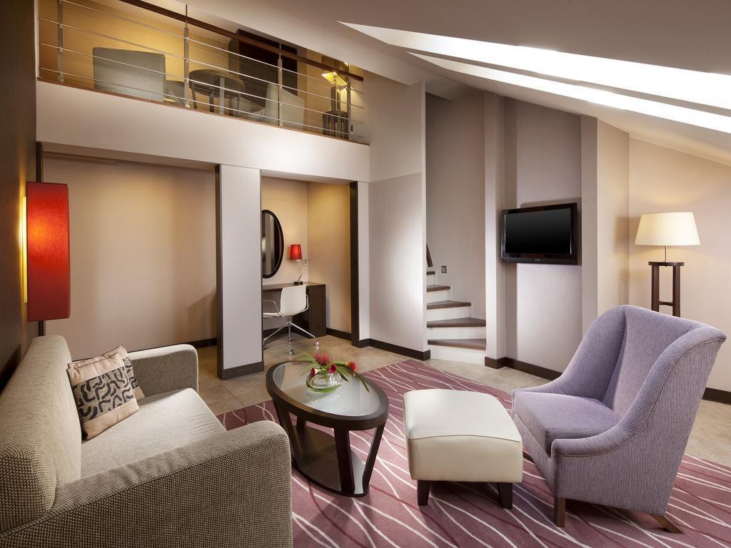 Imaginea Sheraton Prague Charles Square Hotel 5*