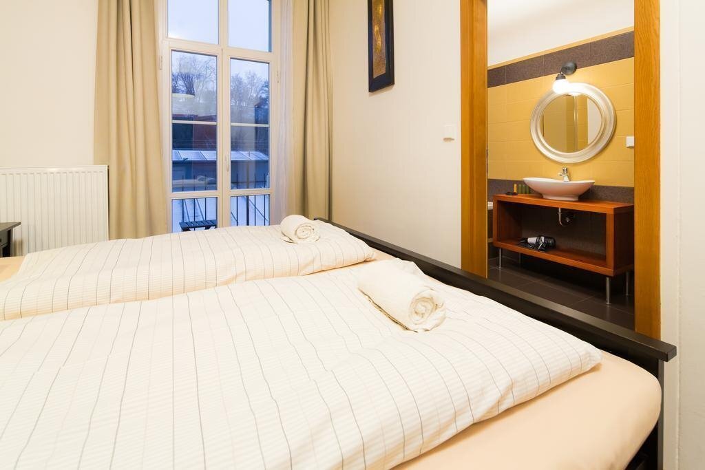 Hotel Elen'S Apartments Prague 3*