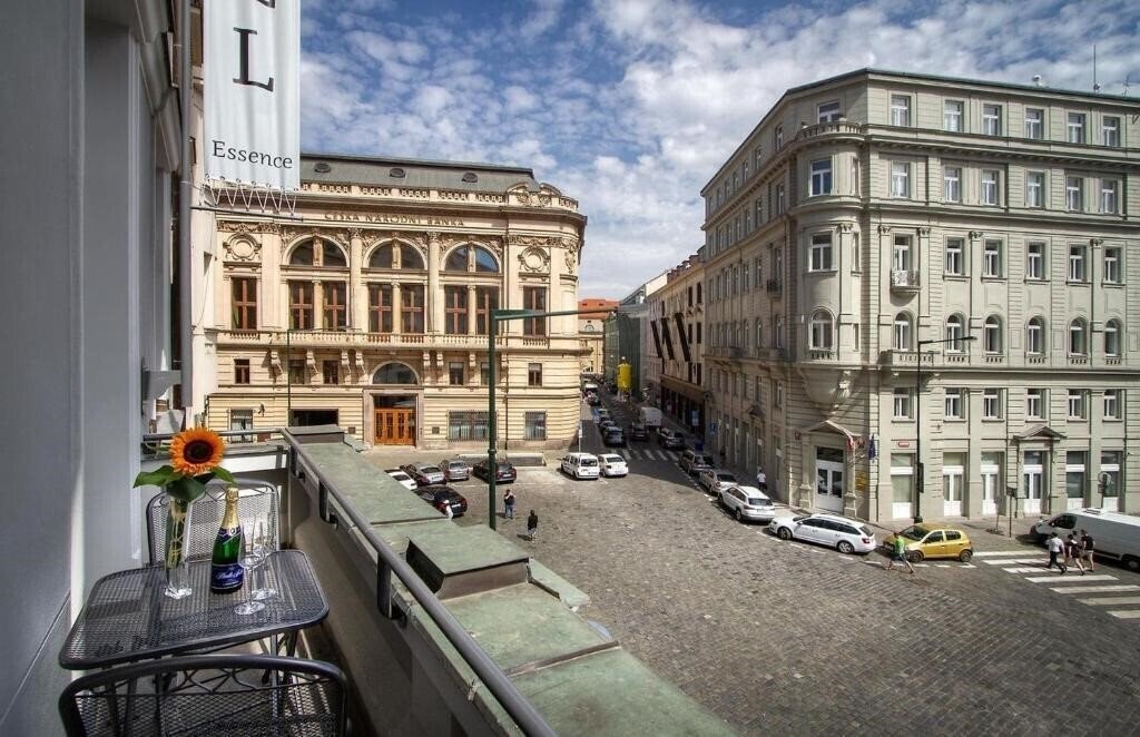 Fotografie Essence 4*