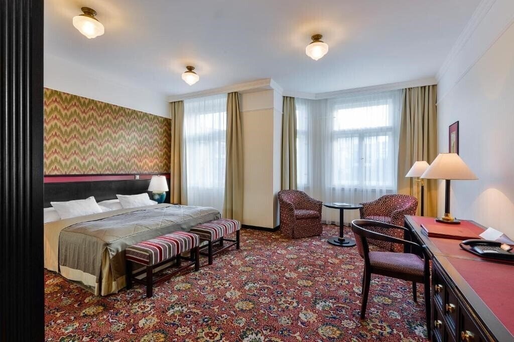 Fotografii Savoy 5*