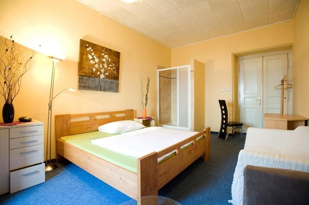 Hotel Club Hotel Praha 4*