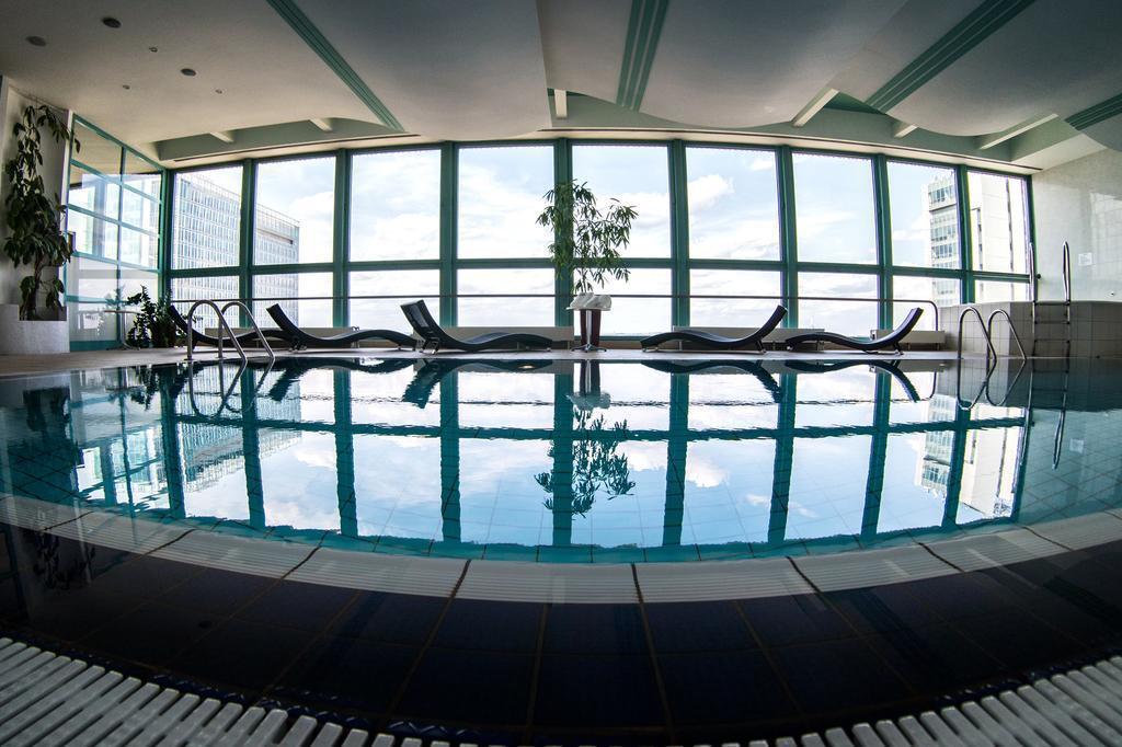 Отель Panorama Hotel Praha 4*