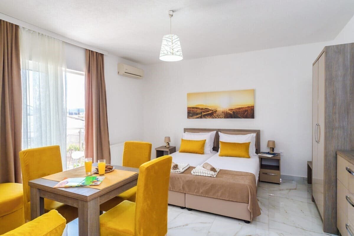 Hotel Adria Susanj 2*