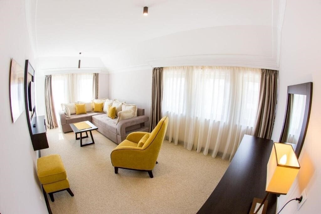 Imaginea Nion Hotel Becici 3*