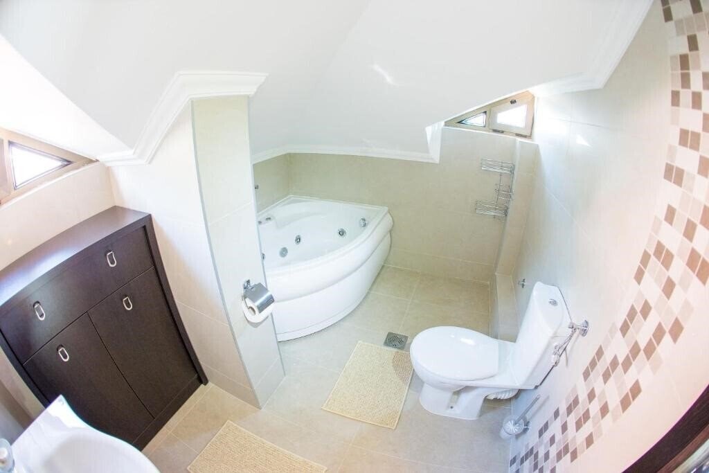 Imaginea Nion Hotel Becici 3*