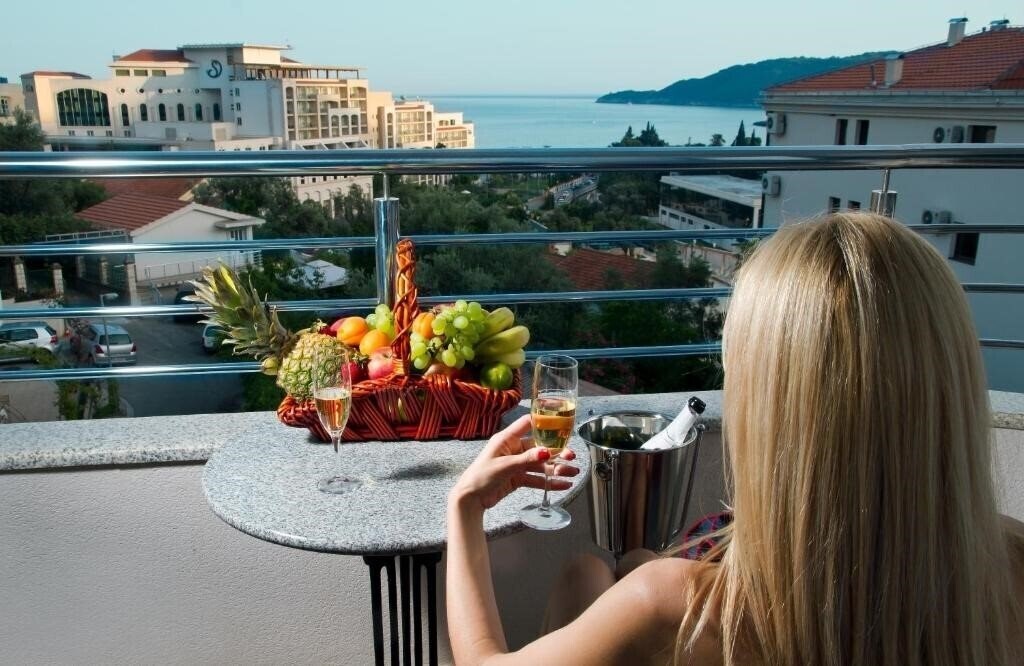Отель Small Hotel Dolce Vita 3*