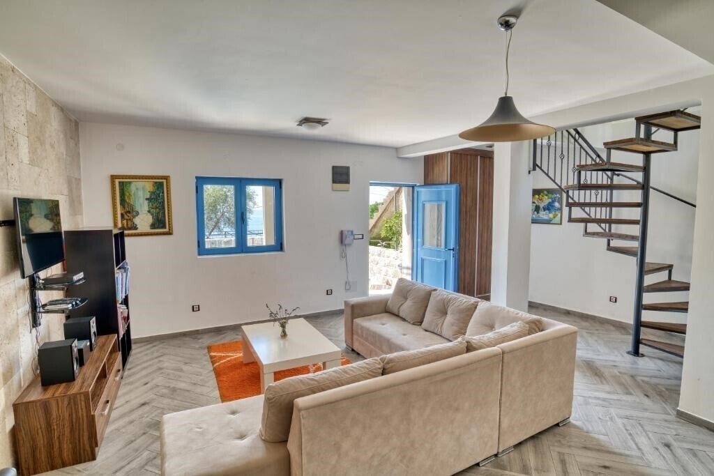 Imaginea Villa Old Olive 3*
