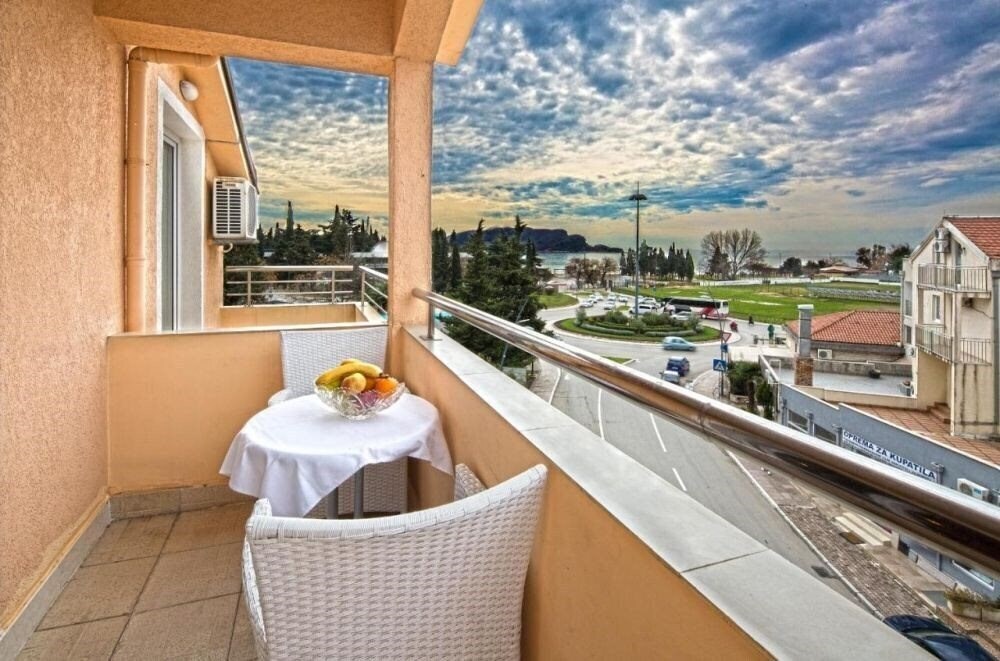 Фото Harmonia Apartments 4*