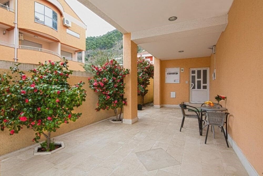 Фотография Harmonia Apartments 4*