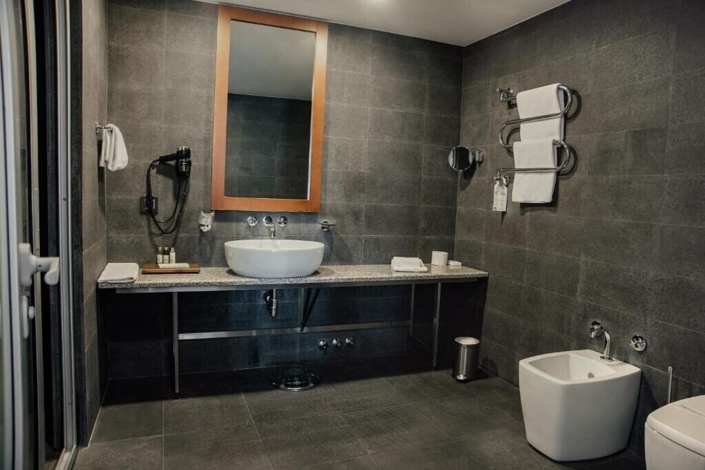 Изображение Grand Avala 4*