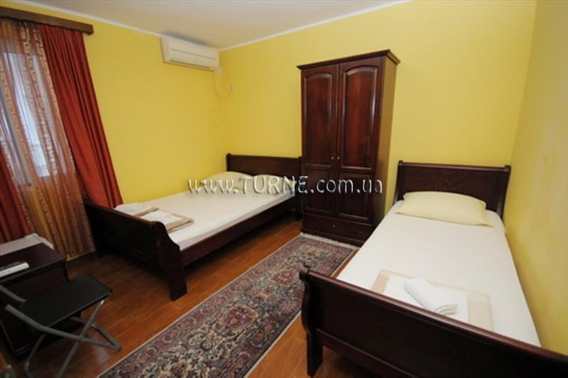 Imaginea Eden Apartments 3*