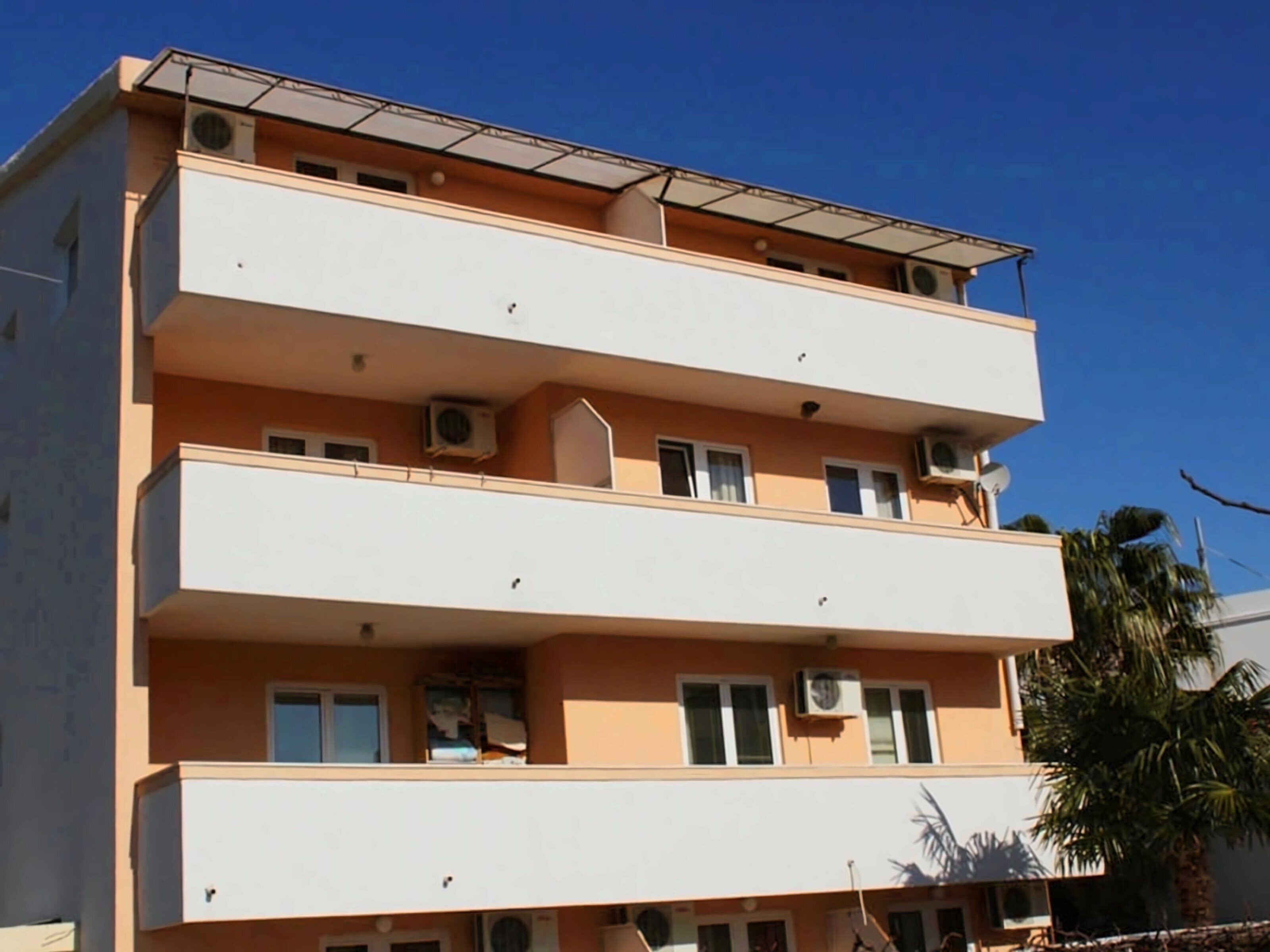 Hotel Strugar Hotel 2*