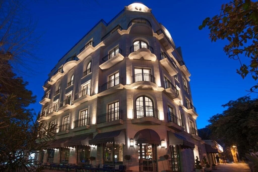 Hotel Majestic 4*